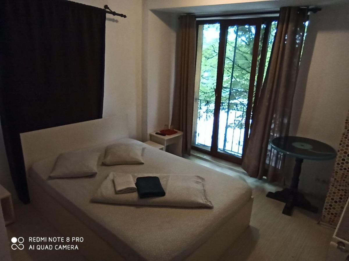 Quik Hotel Brassó Kültér fotó