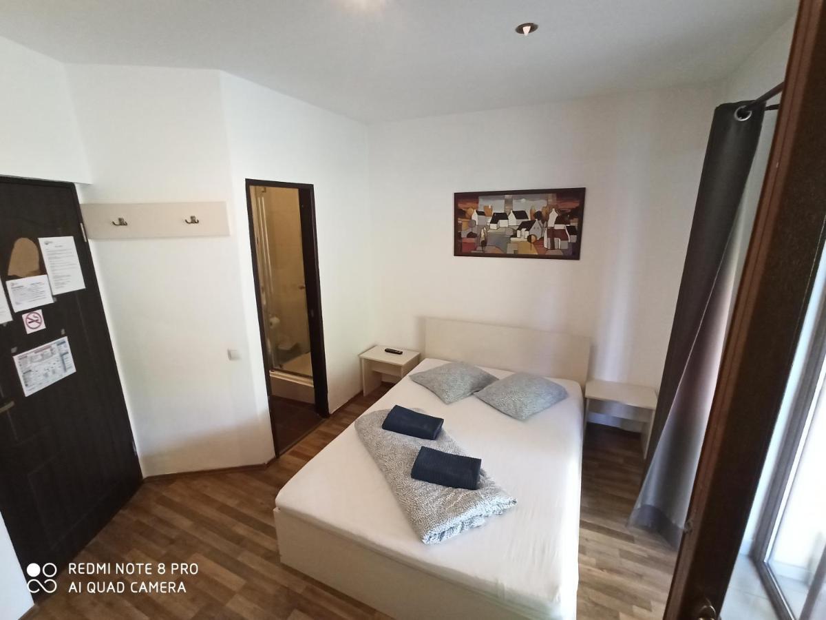 Quik Hotel Brassó Kültér fotó
