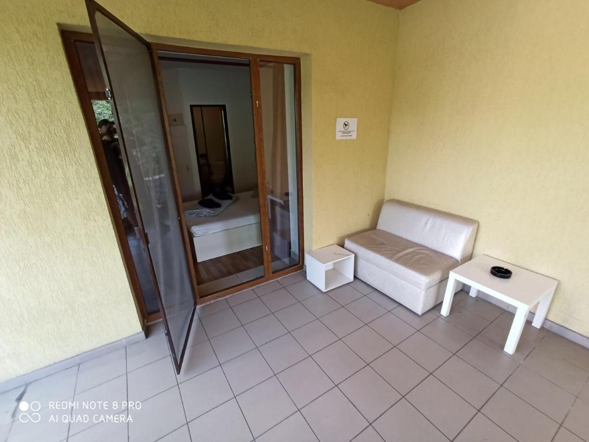 Quik Hotel Brassó Kültér fotó
