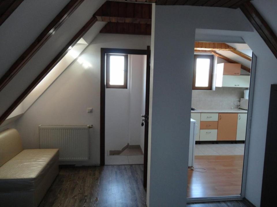 Quik Hotel Brassó Kültér fotó